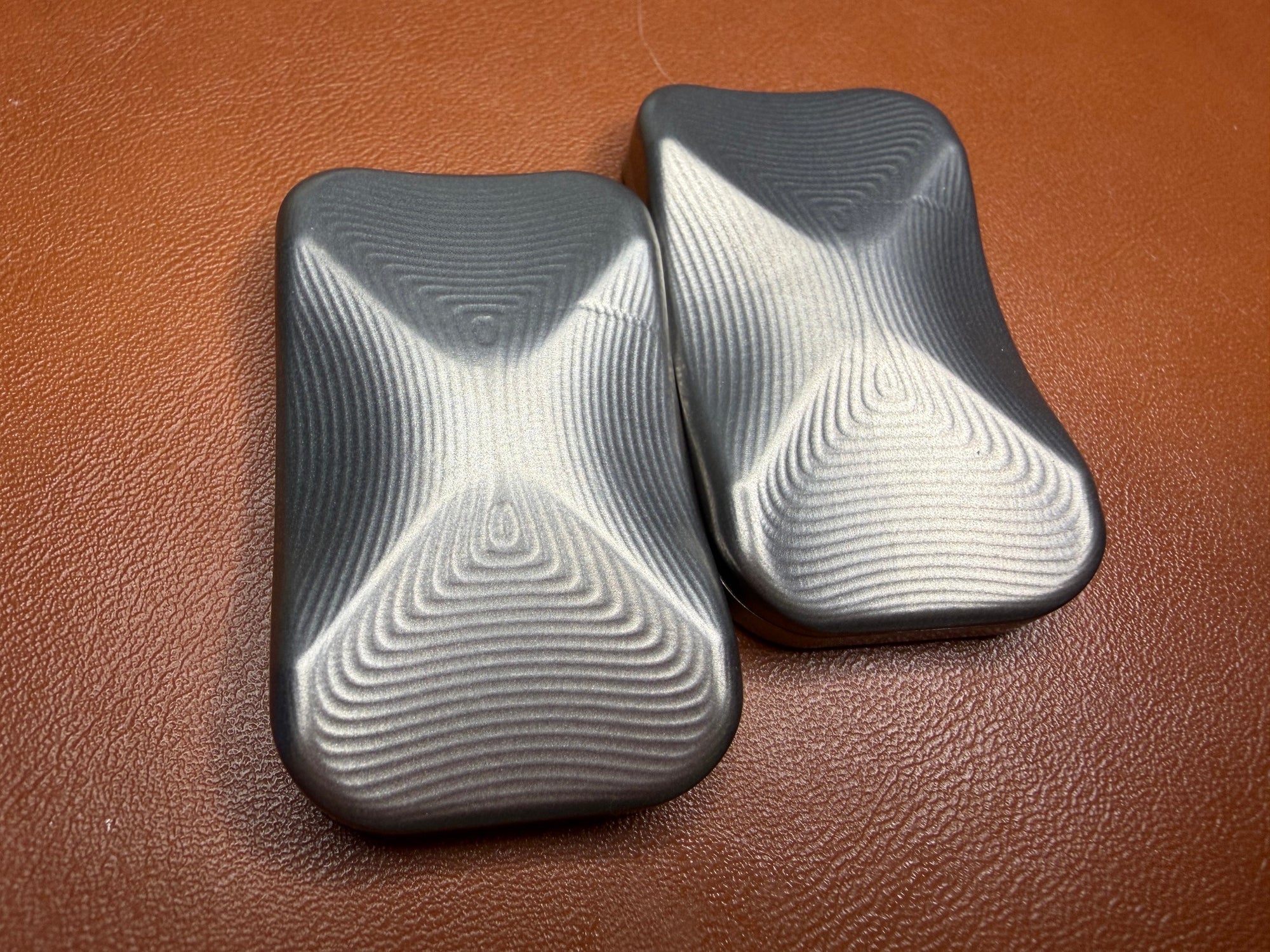 PRE ORDER - ErgoBoy - Concentric Pattern Ti with Textured SS Plates