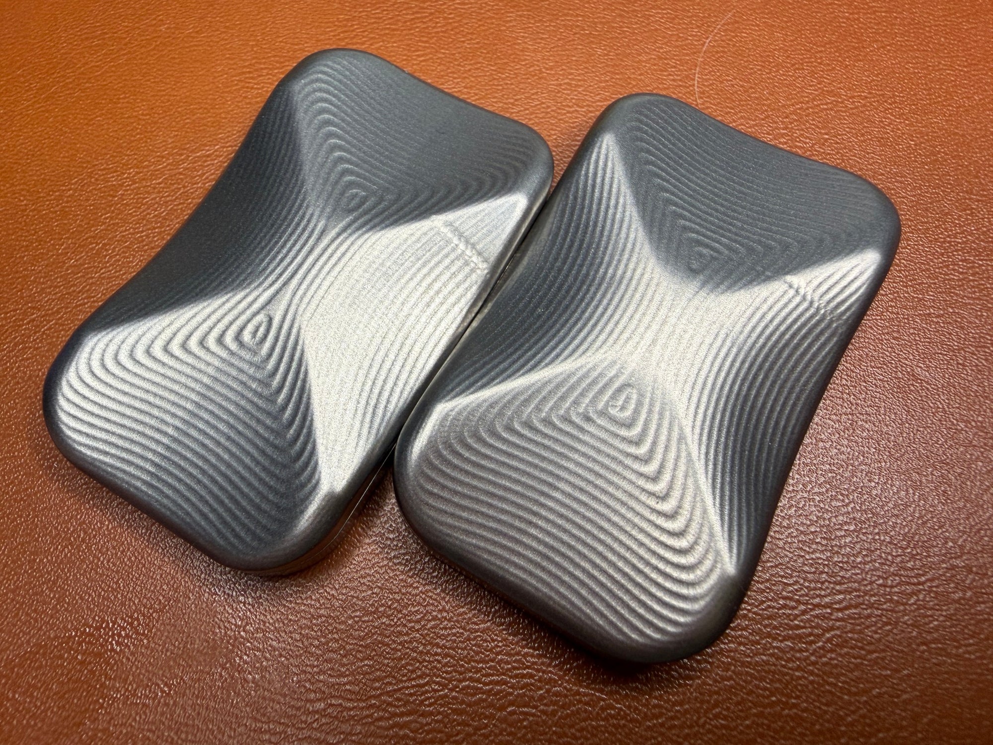 PRE ORDER - ErgoBoy - Concentric Pattern Ti with Textured SS Plates