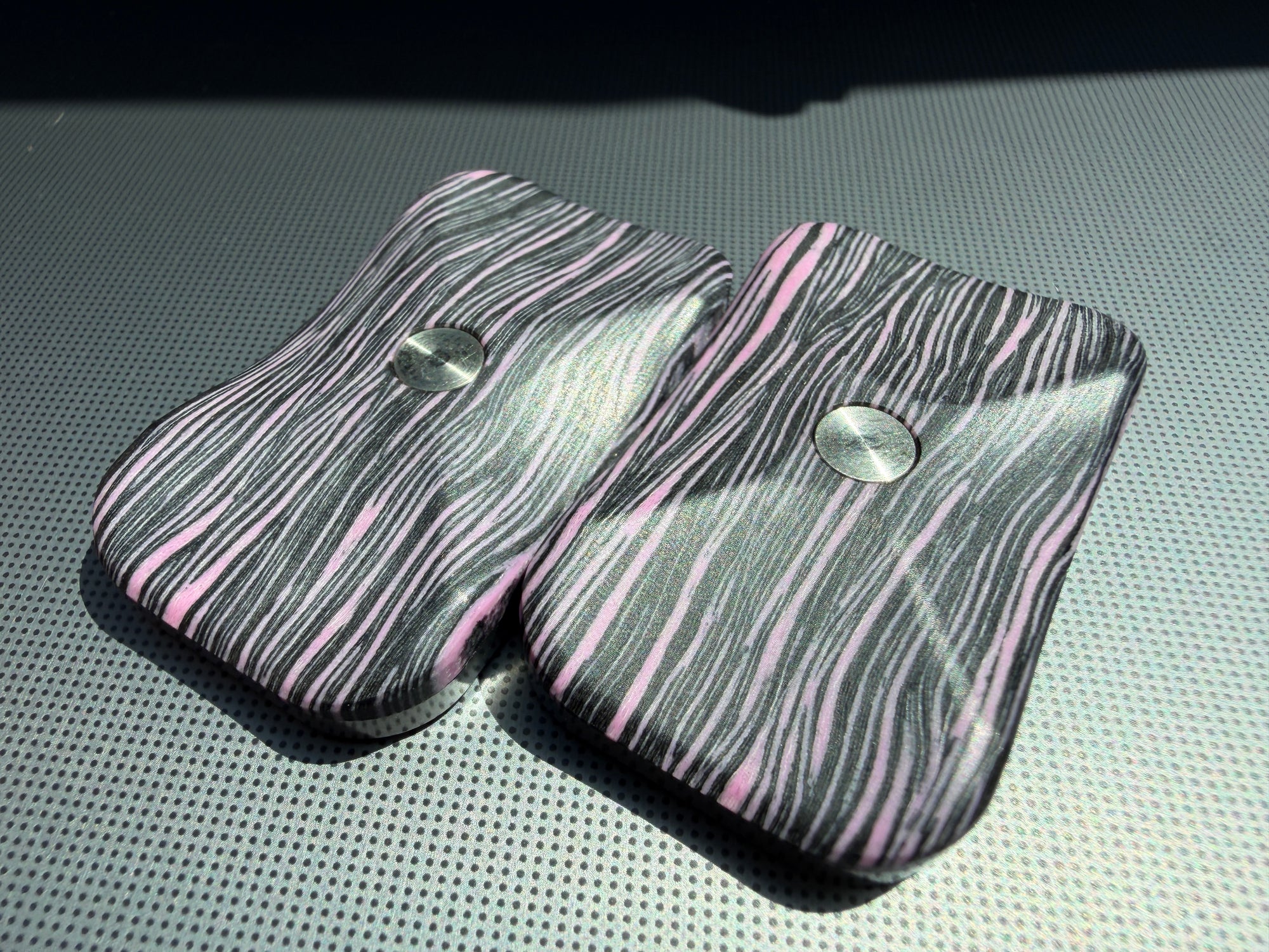 ErgoBoy - Bubble Gum Hair G10 with SS Tortoise Plates