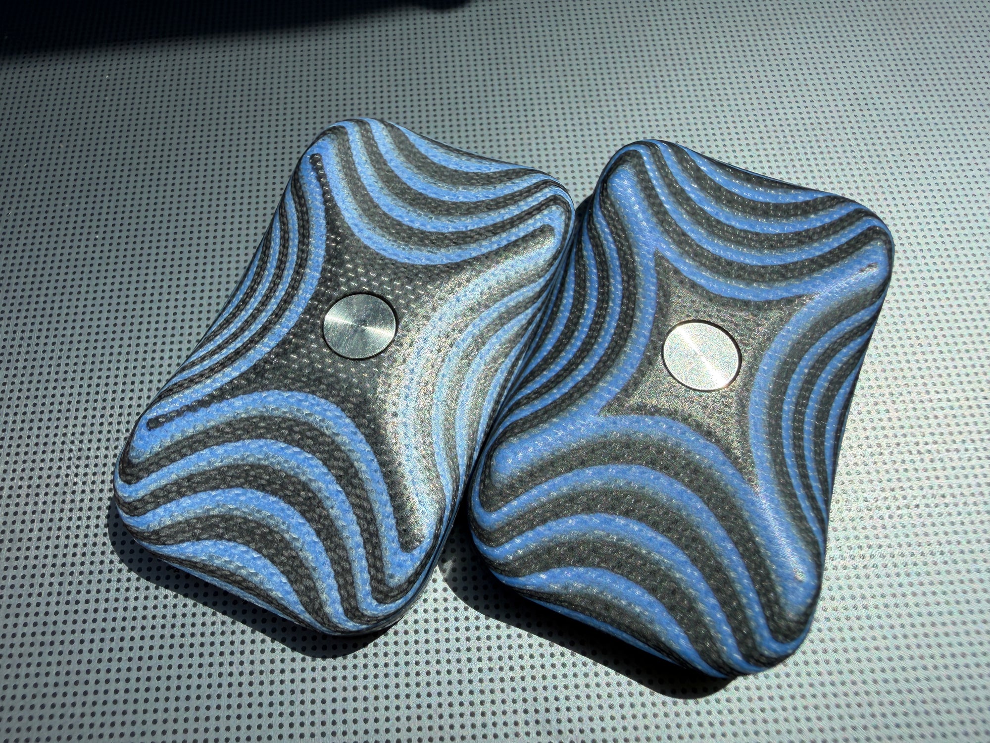 ErgoBoy - Blue Warp G10 with SS Tortoise Plates