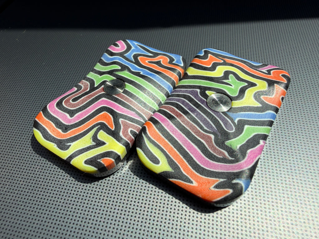 ErgoBoy - Wacky Wavy G10 with SS Tortoise Plates