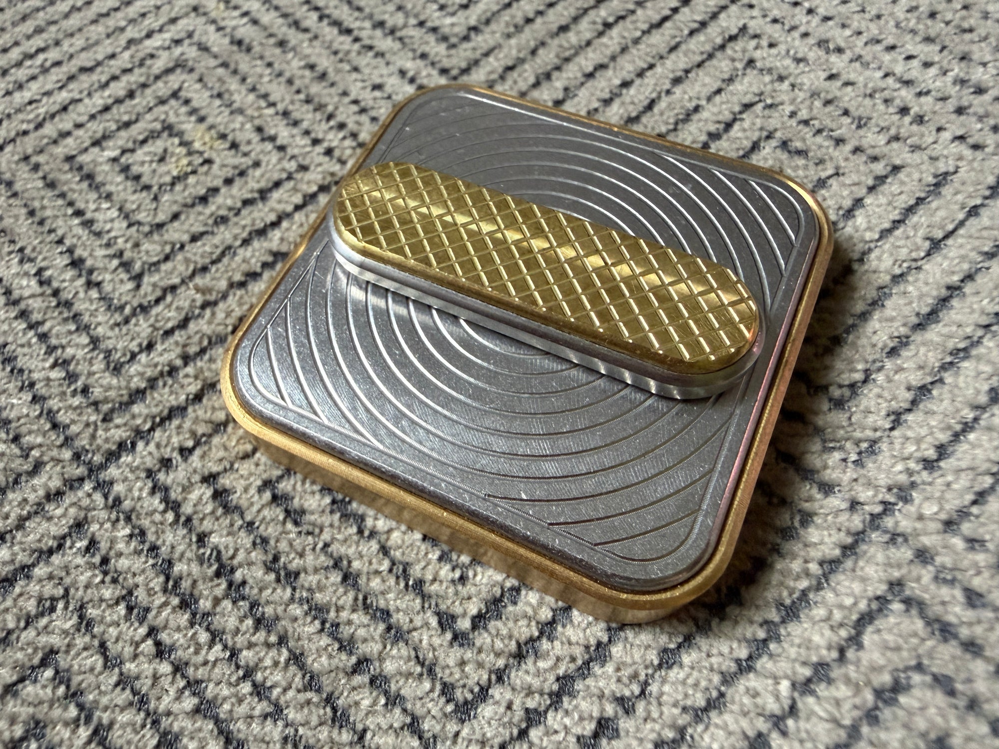 BBoy - Brass Geometric X with SS Plate - Br/SS Crunchy Stick
