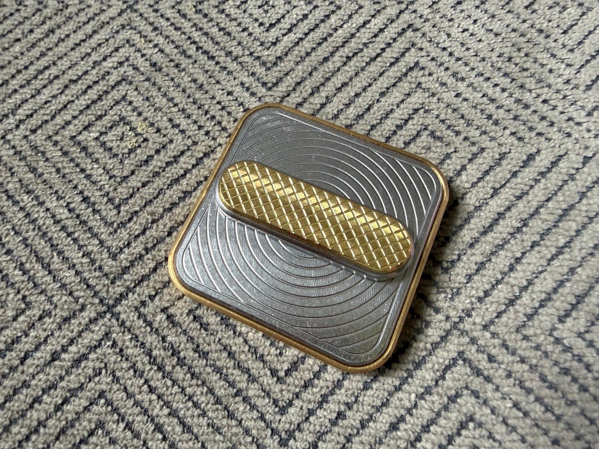 BBoy - Brass Geometric X with SS Plate - Br/SS Crunchy Stick