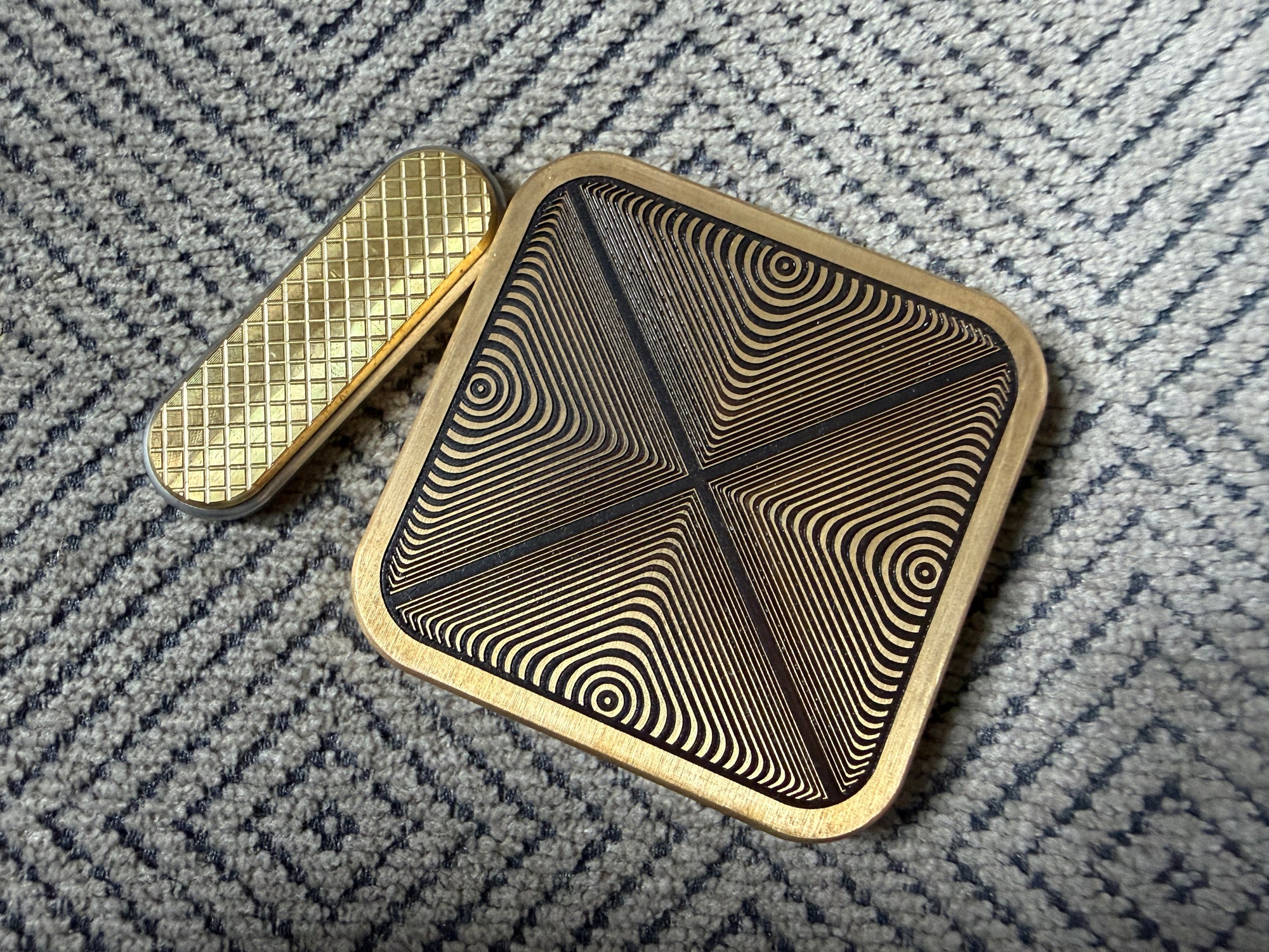 BBoy - Brass Geometric X with SS Plate - Br/SS Crunchy Stick